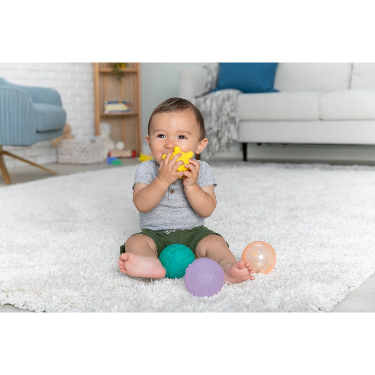 Infantino Lights & Sounds Multi-Sensory Speelballetjes BK-315023 4 Infantino Lights & Sounds Multi-Sensory Speelballetjes BK-315023 - Afbeelding 4