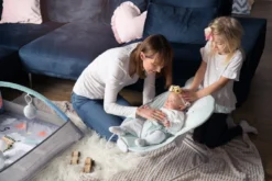 Momi Glossy Lama Bouncer Wipstoel BULE00005 13 Momi Glossy Lama Bouncer Wipstoel BULE00005 -LiefjesHoek Verkoop Momi Glossy 2