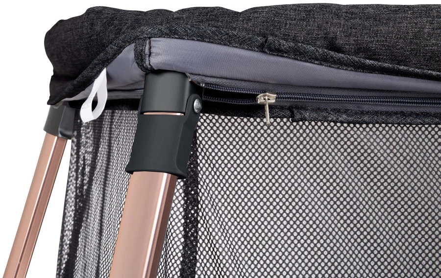 Babygo Dreams II Zwart/Rosegoud Campingbedje Incl. Bodemverhoger 4705 5 Babygo Dreams II Zwart/Rosegoud Campingbedje Incl. Bodemverhoger 4705 - Afbeelding 5