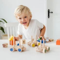 Bambolino Toys Nijntje Houten Blokkentrein 17065 -LiefjesHoek Verkoop bambolino toys nijntje houten blokkentrein 17065 lifestyle