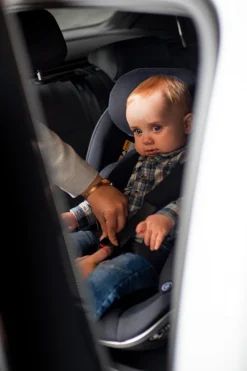 Ding Mace Red 360° I-Size Autostoel 0-36kg DI-111918 -LiefjesHoek Verkoop di 111917 lifestyle 01 2