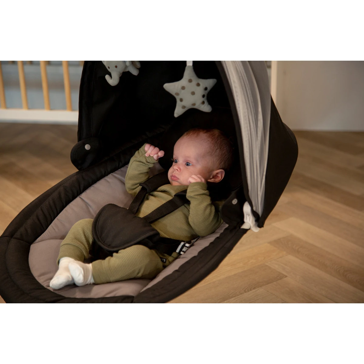 Ding Hugg Black Swing Babyschommel DI-938428 10 Ding Hugg Black Swing Babyschommel DI-938428 - Afbeelding 10