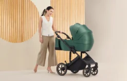 Kinderkraft Prime 2 Venezian Black 3-in-1 Kinderwagen Incl. Autostoel KSPRIM02BLK3000 30 Kinderkraft Prime 2 Venezian Black 3-in-1 Kinderwagen Incl. Autostoel KSPRIM02BLK3000 -LiefjesHoek Verkoop kinderkraft prime 2 kinderwagen sfeerfoto 2