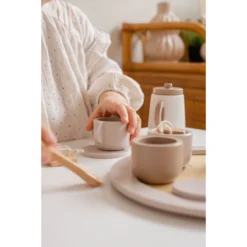 Label Label Nougat Houten Theeservies Set LLWT-37117 18 Label Label Nougat Houten Theeservies Set LLWT-37117 -LiefjesHoek Verkoop label label nougat houten theeset