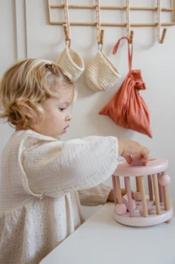 Label Label Roze Houten Rollende Vormenstoof LLWT-34345 9 Label Label Roze Houten Rollende Vormenstoof LLWT-34345 -LiefjesHoek Verkoop label label roze houten rollende vormenstoof llwt 34345 3