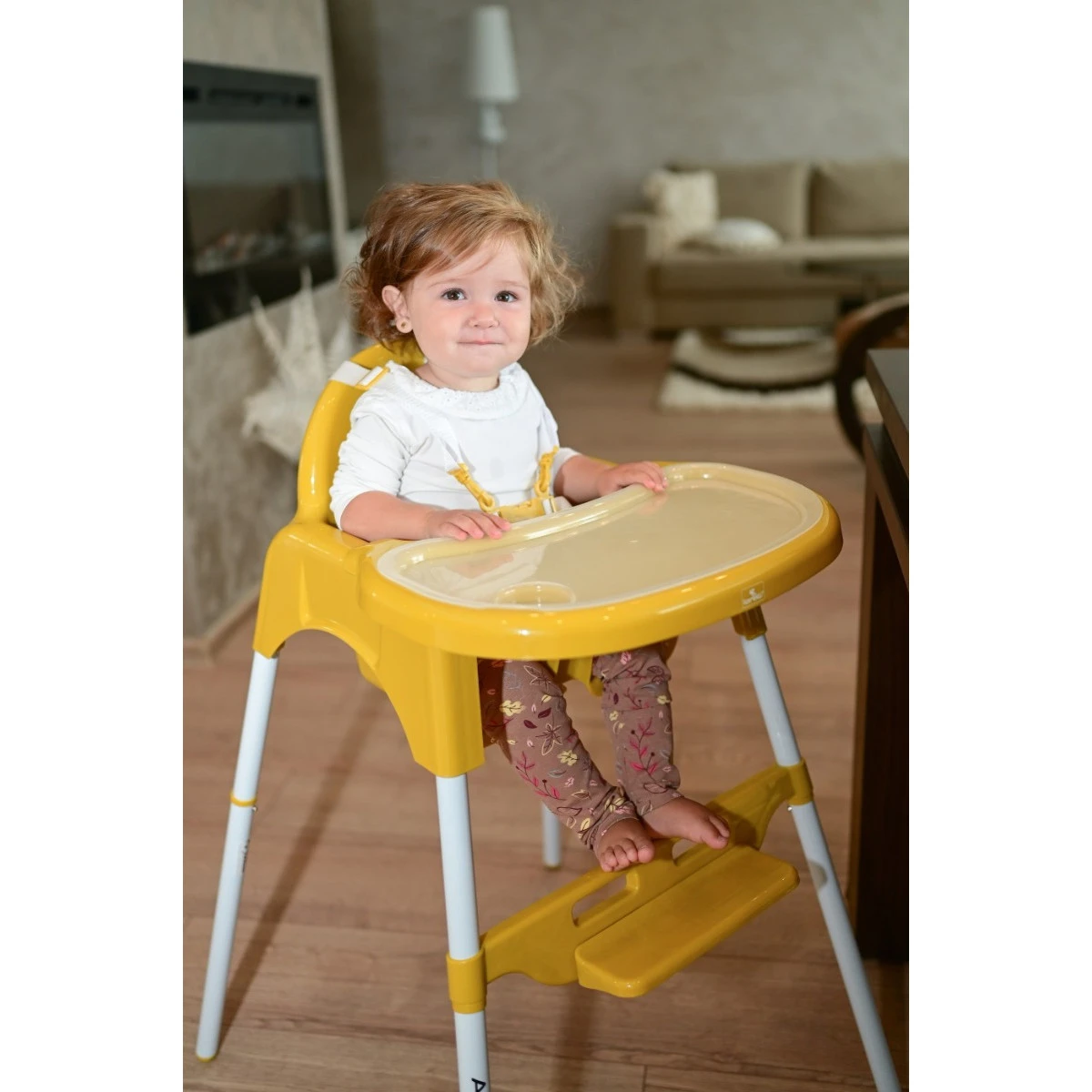 Lorelli Amaro Lemon Curry Kinderstoel 0010 3 Lorelli Amaro Lemon Curry Kinderstoel 0010 - Afbeelding 3