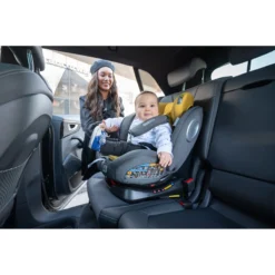 Lorelli Lyra Black & Grey 0-36 Kg Isofix 360º Autostoel 1007145-2339 -LiefjesHoek Verkoop lorelli lyra sfeer 2 1
