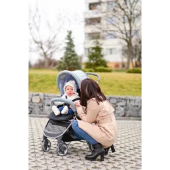 Lorelli Martina Cool Grey Wandelwagen 1002171-2386 -LiefjesHoek Verkoop lorelli martina wandelwagen lifestyle