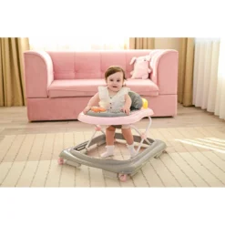 Lorelli My Buggy Bubblegum Loopstoeltje 1012042-0017 8 Lorelli My Buggy Bubblegum Loopstoeltje 1012042-0017 -LiefjesHoek Verkoop lorelli my buggy loopstoeltje sfeer 1 2