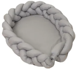 MamaLoes Amy Pure Grijs 2-in-1 Babynest En Braided Bedbumper 80661 -LiefjesHoek Verkoop mamaloes amy pure grijs 2 in 1 babynest en braided bedbumper 80661