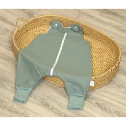 MamaLoes Amy Pure Stonegreen 6-12 Mnd Onesie Slaapzak 85375 -LiefjesHoek Verkoop mamaloes amy pure stonegreen onesie slaapzak 2