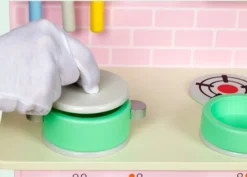 Eco Toys Roze Houten Keukentje HC491062 -LiefjesHoek Verkoop mamaloes eco toys roze houten keukentje hc491062 jpeg 6