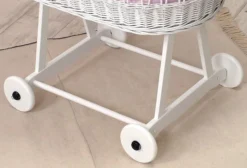 MamaLoes Grey Star De Luxe Wit Baby Wiegje 66759 -LiefjesHoek Verkoop mamaloes grey star de luxe wit baby wiegje 3 1