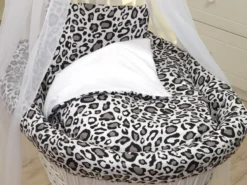 MamaLoes Panter Grijs Deluxe Wit Baby Wiegje 80749 8 MamaLoes Panter Grijs Deluxe Wit Baby Wiegje 80749 -LiefjesHoek Verkoop mamaloes panter grijs deluxe wit baby wiegje 80749 1