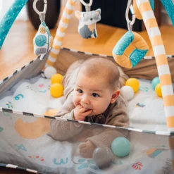 Momi Lammis Baby Speelkleed MAED00010 -LiefjesHoek Verkoop momi lammis baby speelkleed maed00010.4