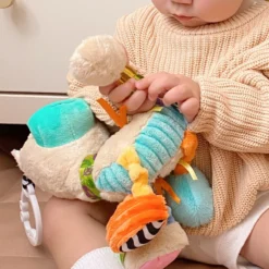 Playgro Sensory Friends Lupe Llama Buggyspeeltje P0188470 11 Playgro Sensory Friends Lupe Llama Buggyspeeltje P0188470 -LiefjesHoek Verkoop playgro sensory friends lupe llama buggyspeeltje p0188470 .5