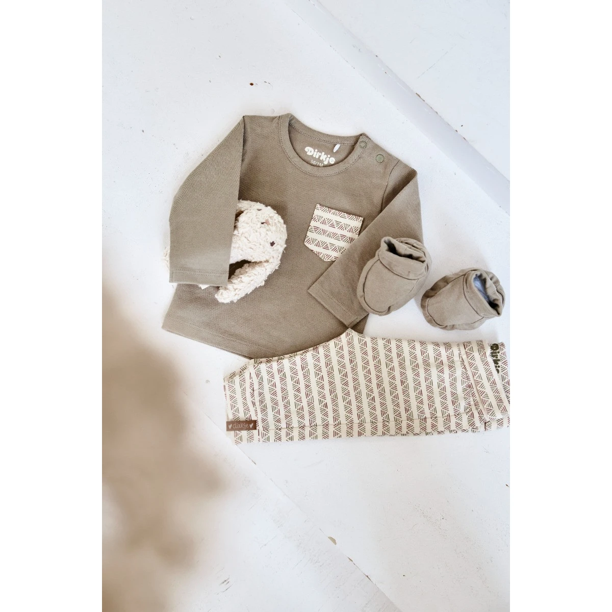 Dirkje Boys Bio Cotton Maat 50 7-delige Kledingset S48514S-31 W23 3 Dirkje Boys Bio Cotton Maat 50 7-delige Kledingset S48514S-31 W23 - Afbeelding 3