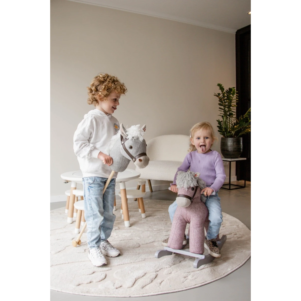 Tryco Milo Roze Stokpaard Met Geluid TR-120113 7 Tryco Milo Roze Stokpaard Met Geluid TR-120113 - Afbeelding 7